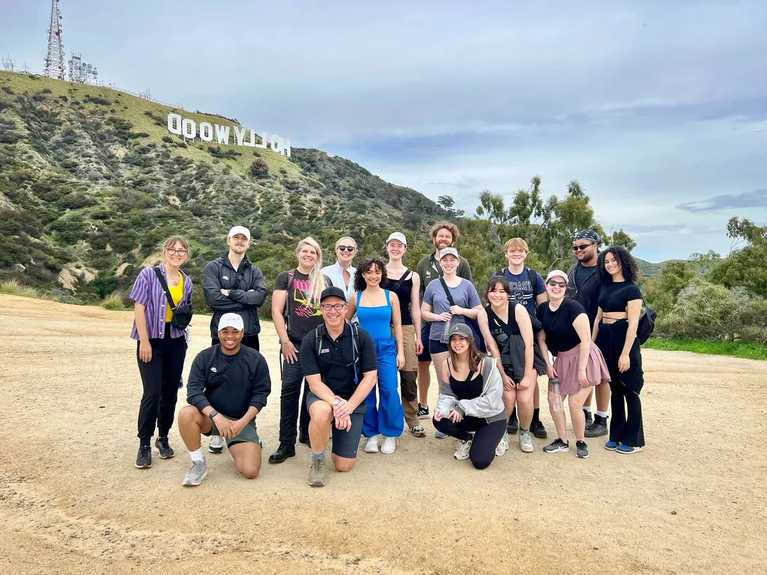 Professor Tim Hooten's class in LA on a hike.